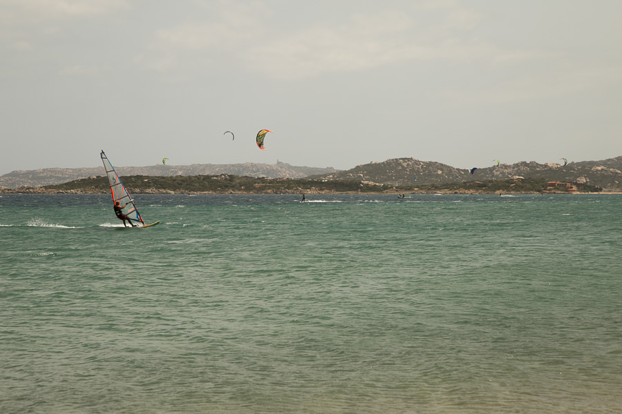 Surfen und Kiten in Santa Teresa di Gallura - Sardinien Reisebericht - Eine Rundreise in Sardinien mit dem eigenen Auto | Stefanie Reindl Photography 011_Stefanie Reindl Photography_Sardinien