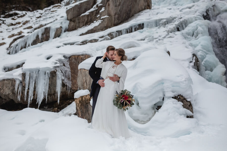 Außergewöhnliche Hochzeitslocation für eine Winterhochzeit - Stefanie Reindl Photography